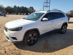 Carros salvage sin ofertas aún a la venta en subasta: 2019 Jeep Cherokee Limited