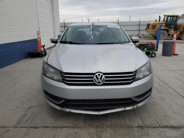 2013 Volkswagen Passat S