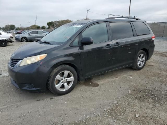 2012 Toyota Sienna LE