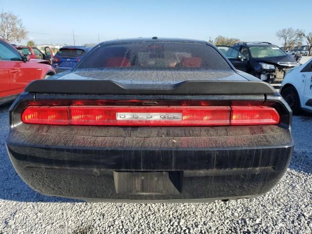 2013 Dodge Challenger SXT