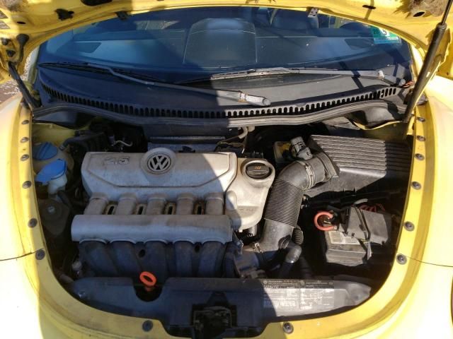 2006 Volkswagen New Beetle 2.5L Option Package 2