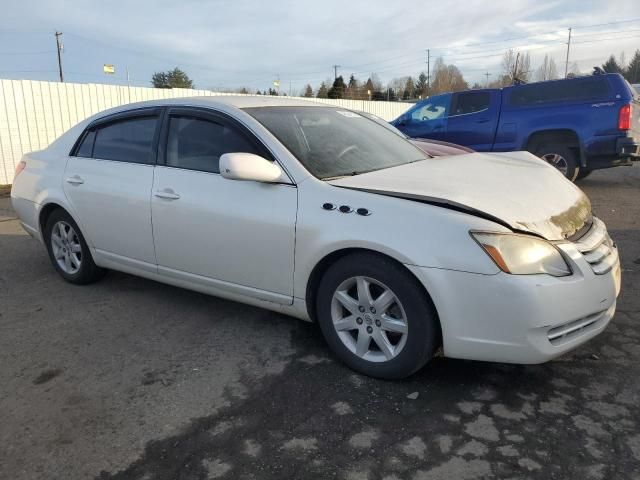 2005 Toyota Avalon XL