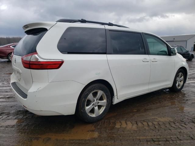 2015 Toyota Sienna LE