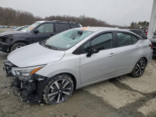 2022 Nissan Versa SR