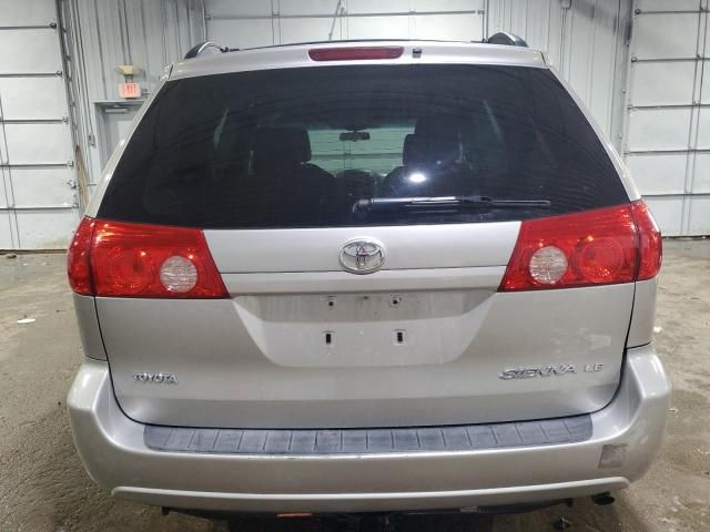 2010 Toyota Sienna CE