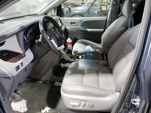 2015 Toyota Sienna XLE