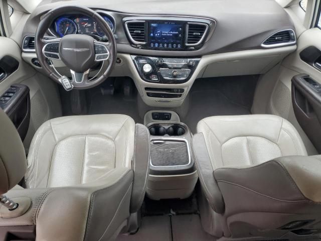 2017 Chrysler Pacifica Touring L Plus