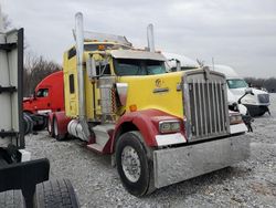 Salvage trucks for sale at York Haven, PA auction: 2000 Kenworth Construction W900