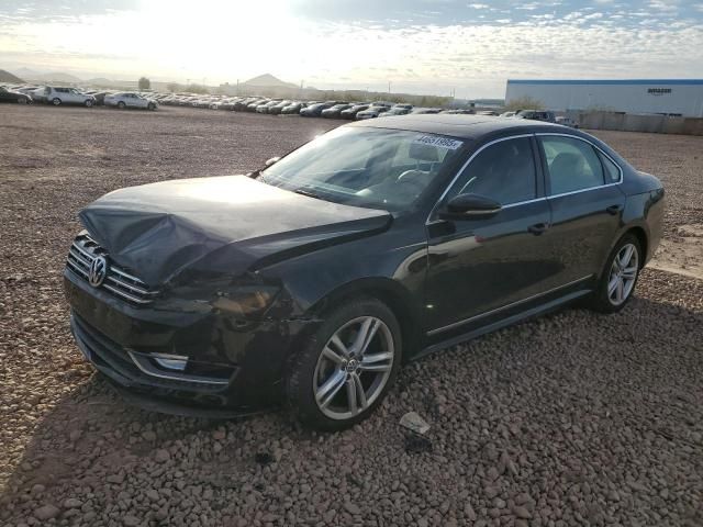 2012 Volkswagen Passat SEL