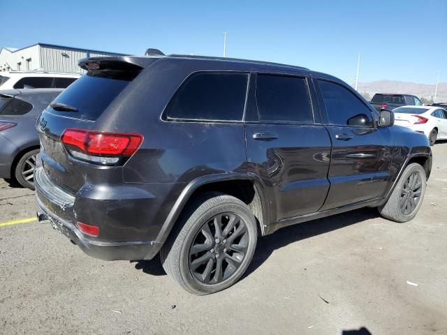 2020 Jeep Grand Cherokee Laredo