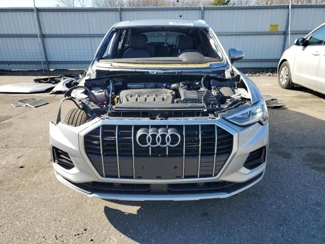 2024 Audi Q3 Premium 40