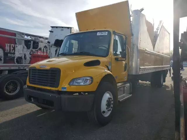 2022 Freightliner M2 106 BOX Truck