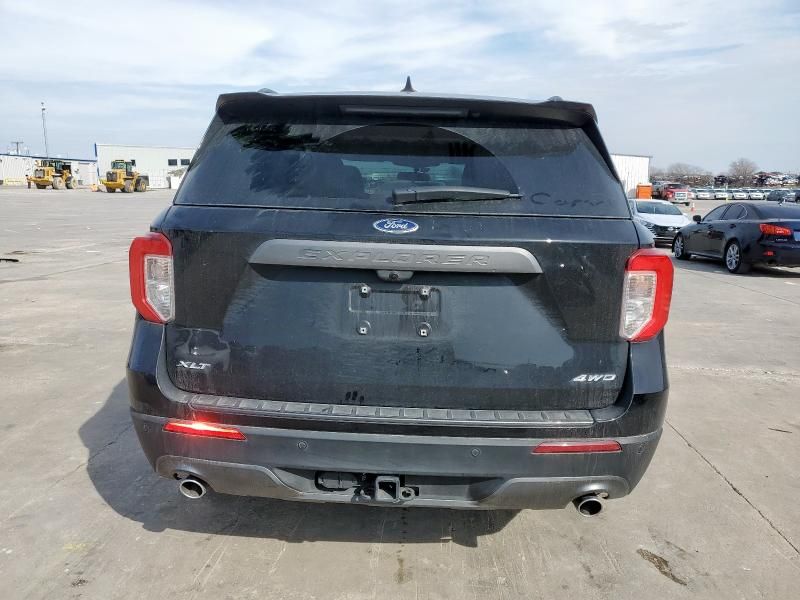 2023 Ford Explorer XLT