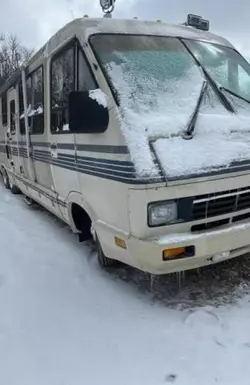 Salvage trucks for sale at Walton, KY auction: 1989 Chevrolet P30