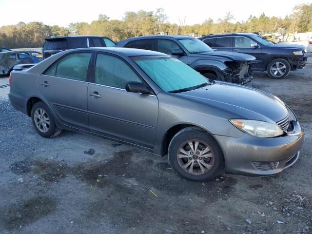 2005 Toyota Camry LE