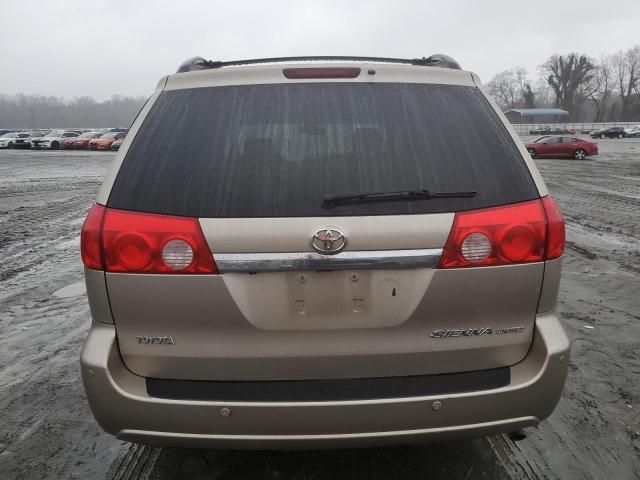 2008 Toyota Sienna XLE