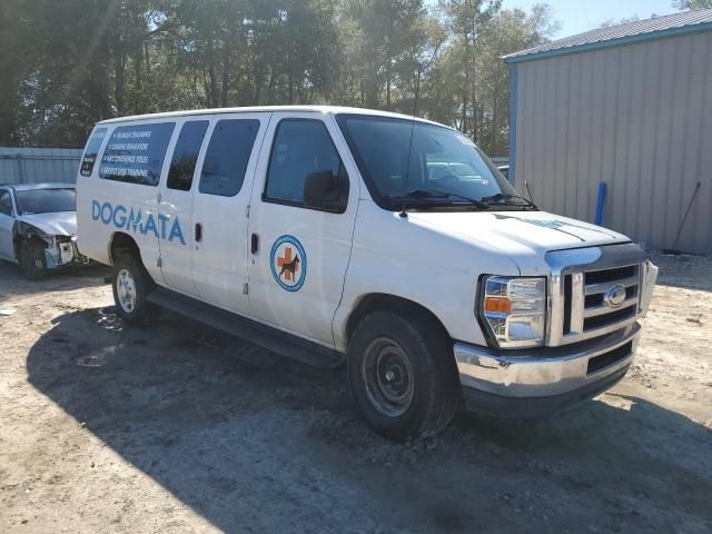 2014 Ford Econoline E350 Super Duty Wagon