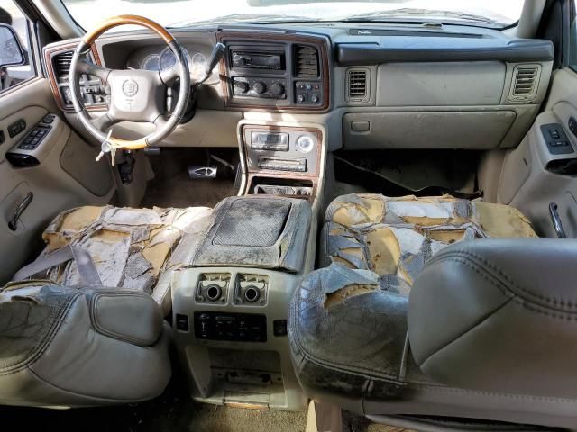 2002 Cadillac Escalade Luxury