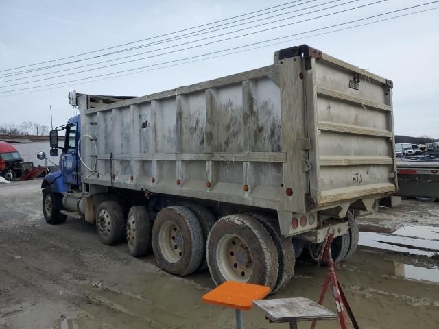 2003 Volvo VHD