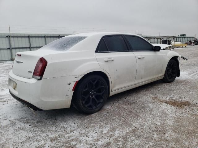 2019 Chrysler 300 Touring