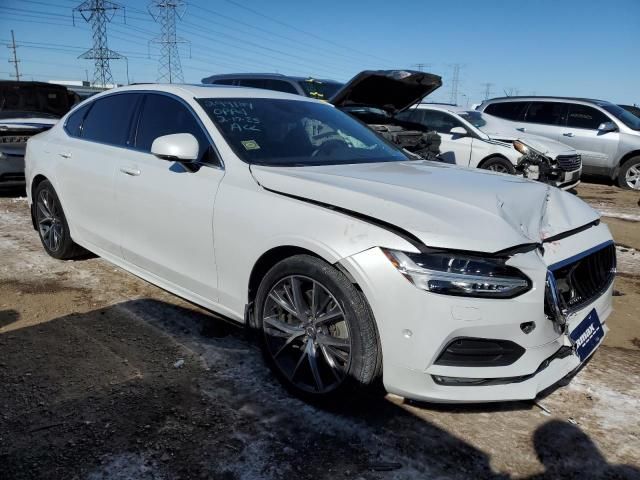 2019 Volvo S90 T6 Momentum