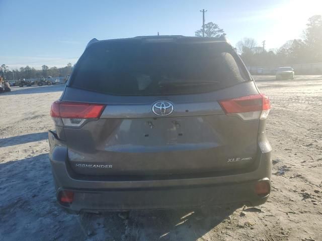 2018 Toyota Highlander SE