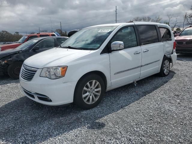 2016 Chrysler Town & Country Limited Platinum