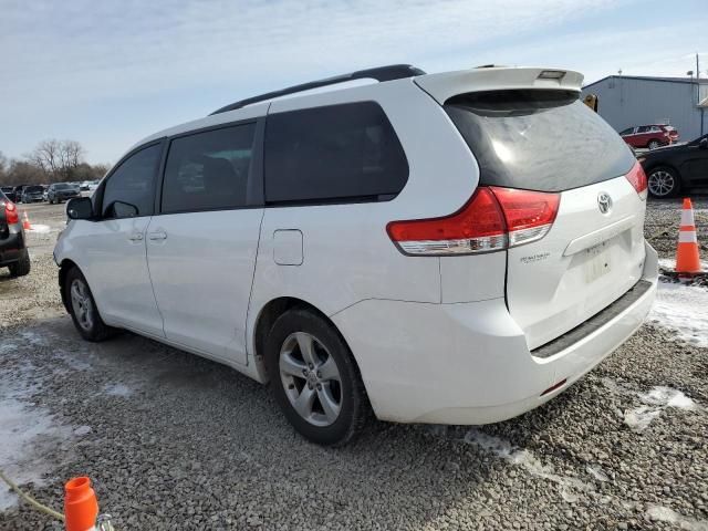 2013 Toyota Sienna LE