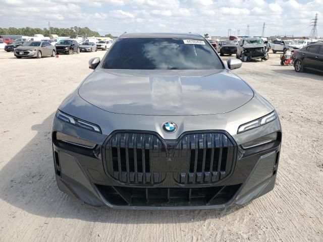 2023 BMW 760 XI