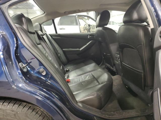 2010 Nissan Altima Base