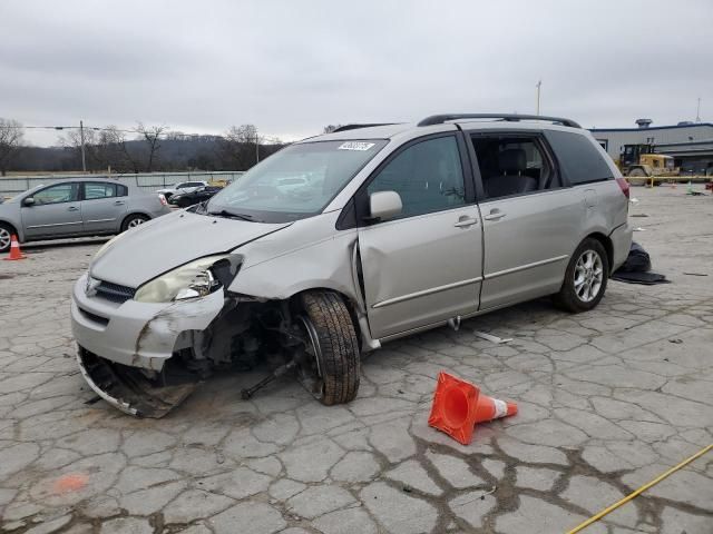 2005 Toyota Sienna XLE