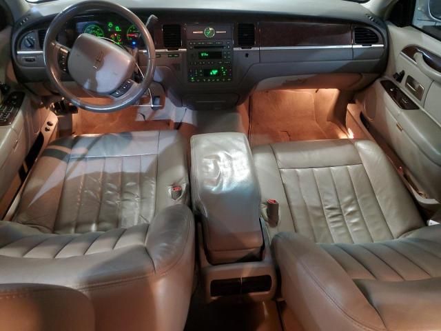 2006 Lincoln Town Car Signature