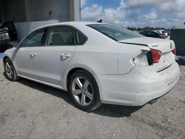 2013 Volkswagen Passat SE