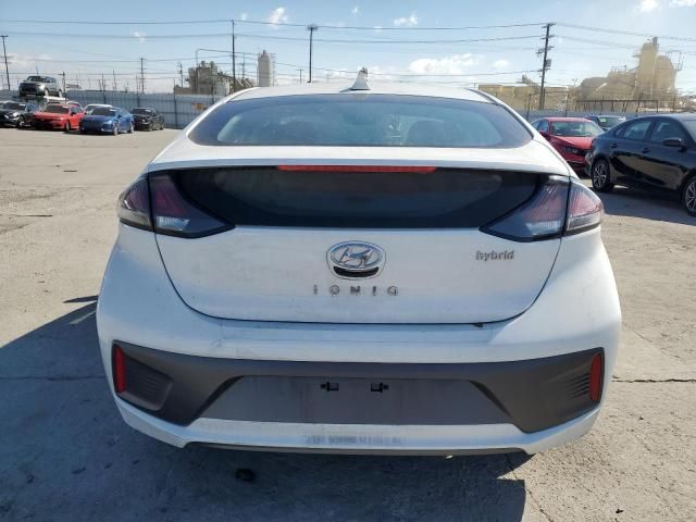 2022 Hyundai Ioniq SEL