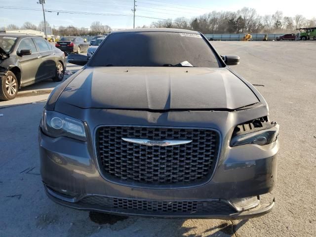 2018 Chrysler 300 S