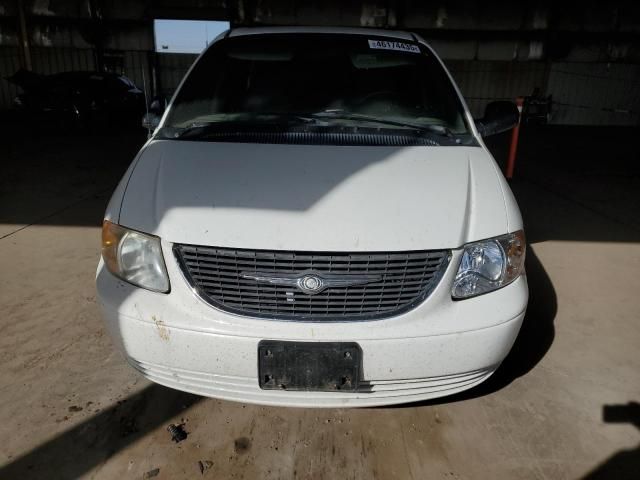 2002 Chrysler Town & Country LX