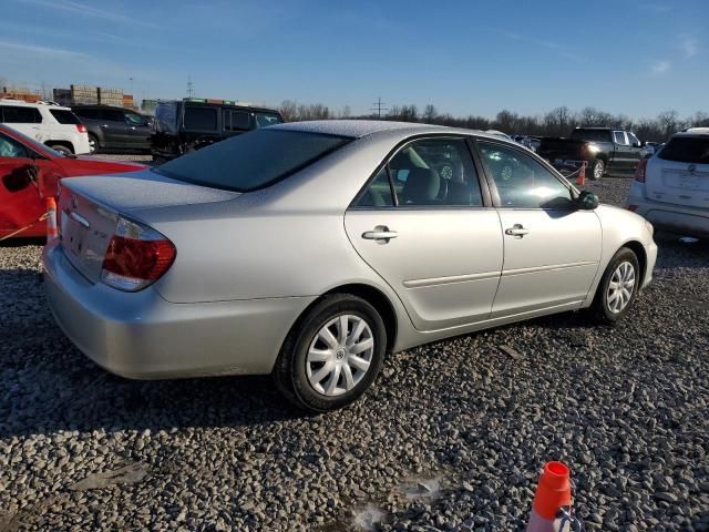 2005 Toyota Camry LE