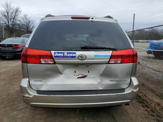 2005 Toyota Sienna CE