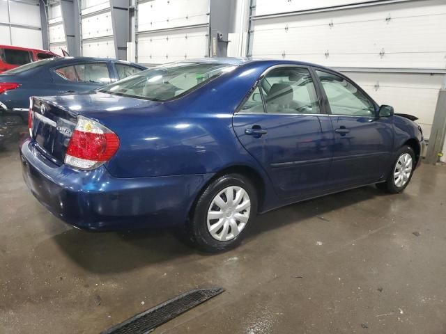 2005 Toyota Camry LE