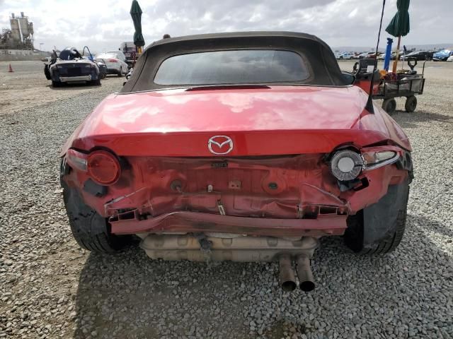 2016 Mazda MX-5 Miata Sport