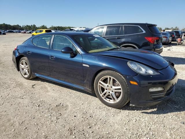 2012 Porsche Panamera 2