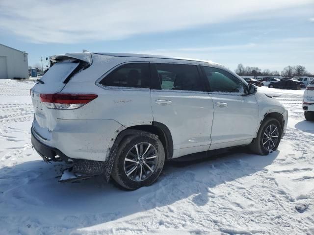 2018 Toyota Highlander SE