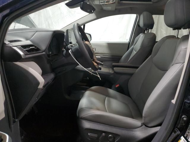 2024 Toyota Sienna XLE