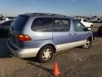 2000 Toyota Sienna LE