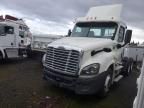 2015 Freightliner Cascadia Semi Truck