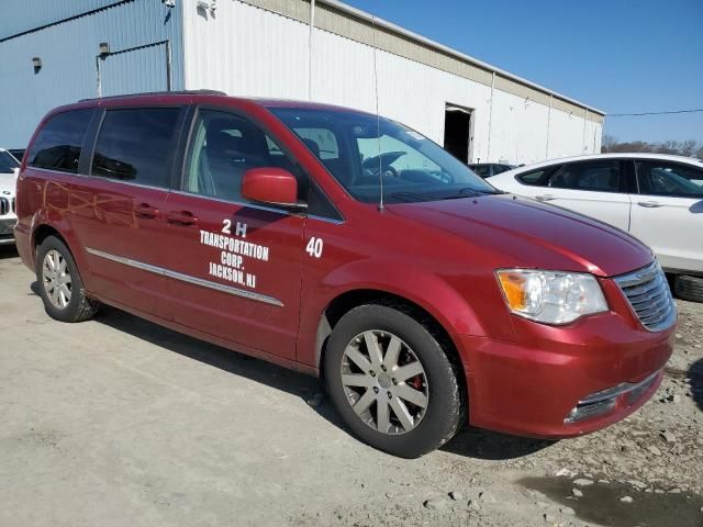 2016 Chrysler Town & Country Touring