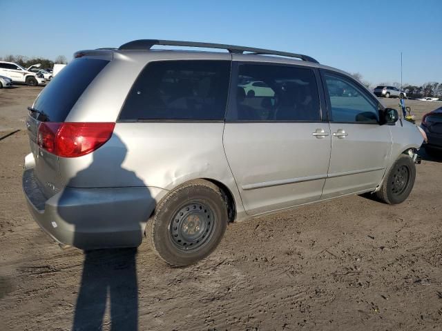 2007 Toyota Sienna CE