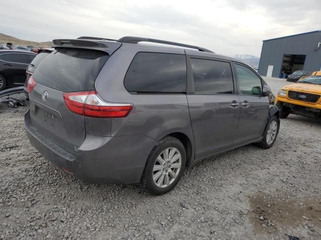 2017 Toyota Sienna XLE