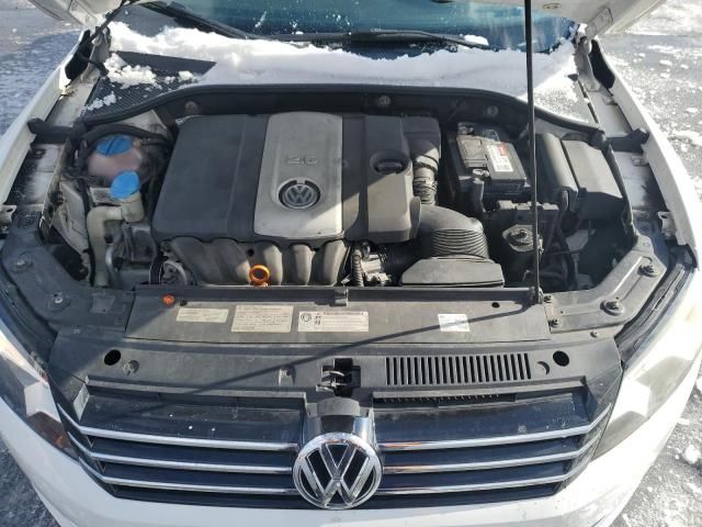 2012 Volkswagen Passat SE