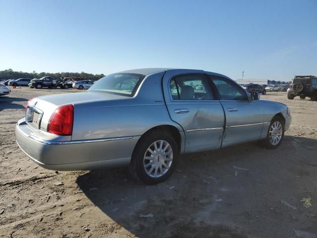 2007 Lincoln Town Car Signature